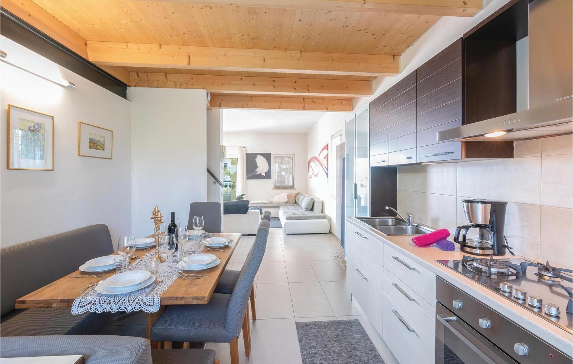 3 Bedroom Nice Home In Lazise Vr Exterior foto