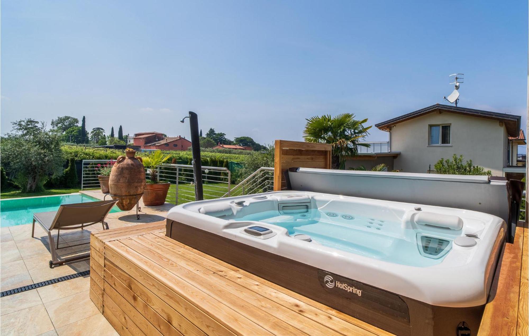 3 Bedroom Nice Home In Lazise Vr Exterior foto