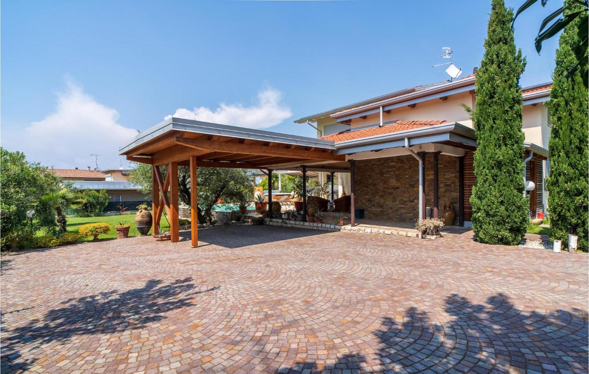 3 Bedroom Nice Home In Lazise Vr Exterior foto